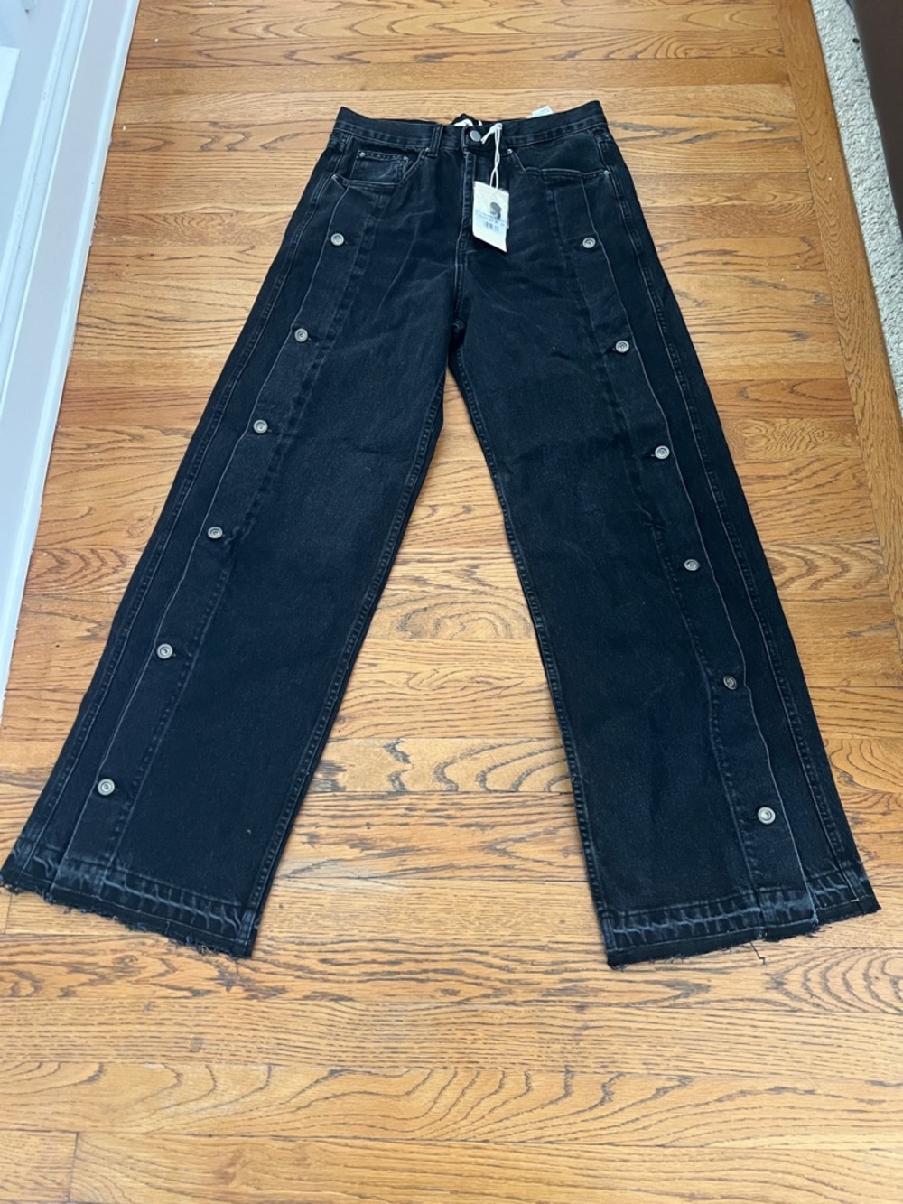 MNML ULTRA BAGGY OFFSET BUTTON DENIM size 29 nwt